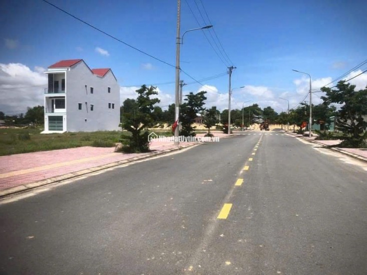 Bán Đất Tại An Dương Vương, Điện Nam Đông, Điện Bàn, Quảng Nam, Giá: 16 triệu/m2,DT: 126 m2( Ngang 6m)